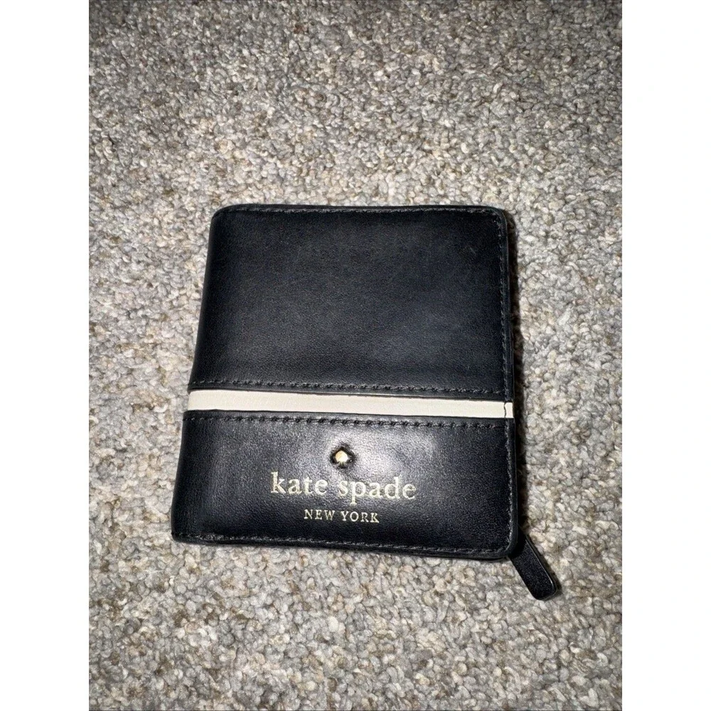 Kate Spade NY Branton Square Two Tone Bifold Snap Leather Wallet Black White